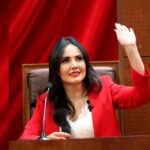 Maricarmen Salinas; estamos en la mesa para el dialogo y la negociación